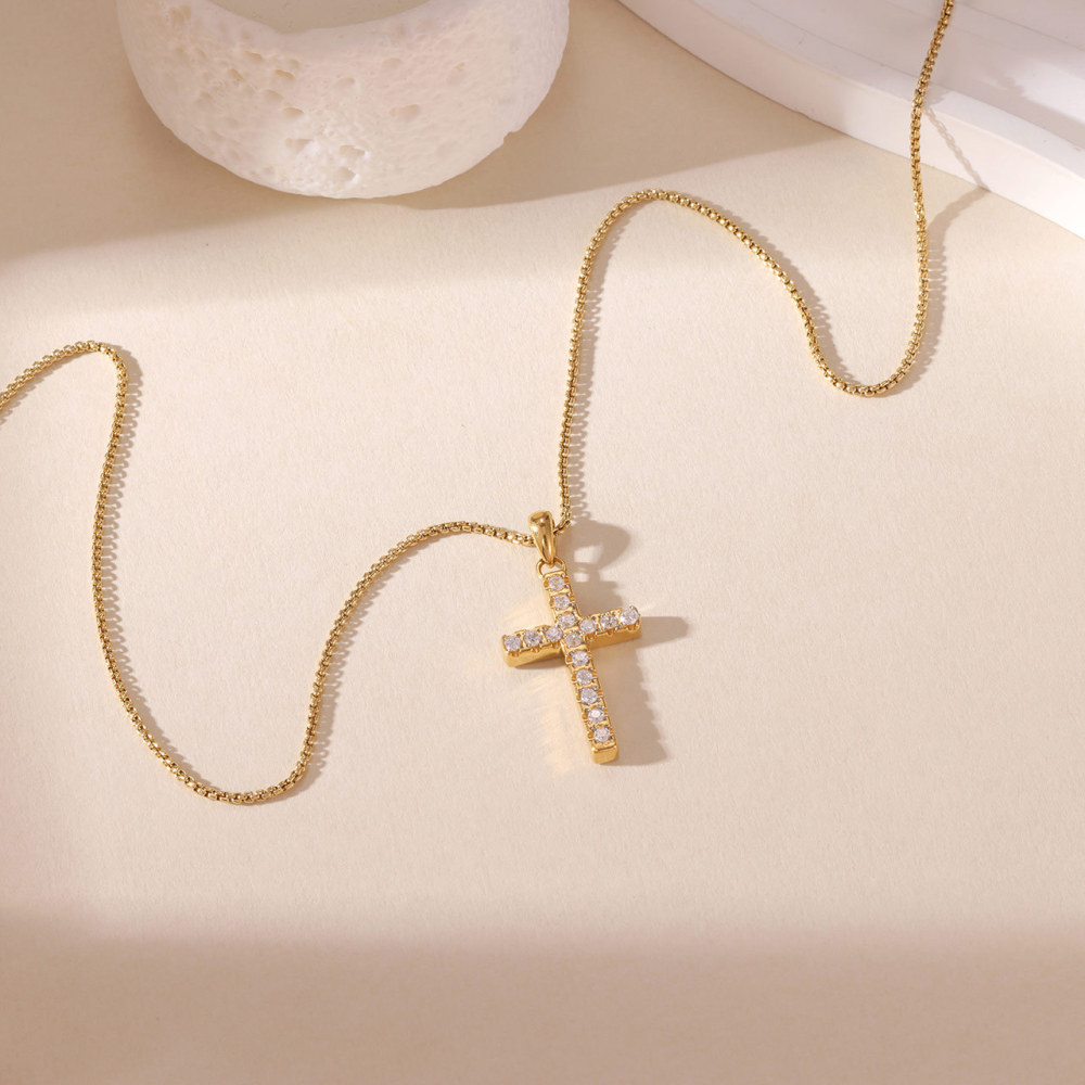 Hot Sale Stainless Steel Jewelry Wholesale Tarnish Free 18K Gold Plated Hiphop Cubic Zircon Cross Pendant Necklace for Women Men