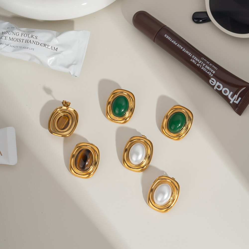 New Fashion Jewelry Wholesale 18K Gold Plated Non-tarnish Stainless Steel Retro Tiger Eye Emerald Stone Stud Earrings for Women