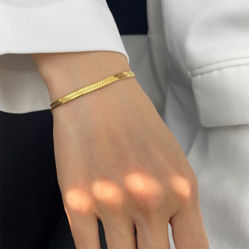 Wholesale Trendy Jewelry Gold Plated Waterproof Stainless Steel Snake Chain Bracelet for Women