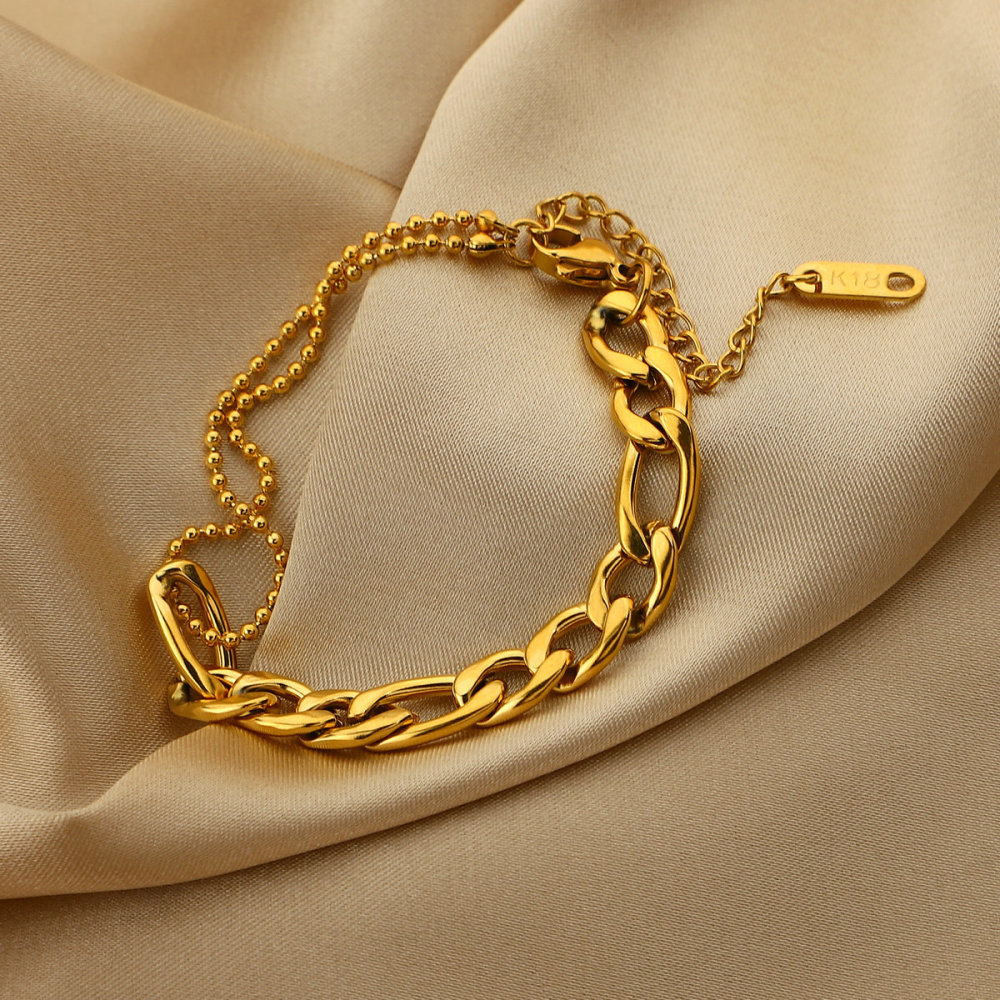 Trendy 18K Gold Plated Jewelry Tarnish Free and Waterproof Stainless Steel Figaro Chain Bracelet for Women