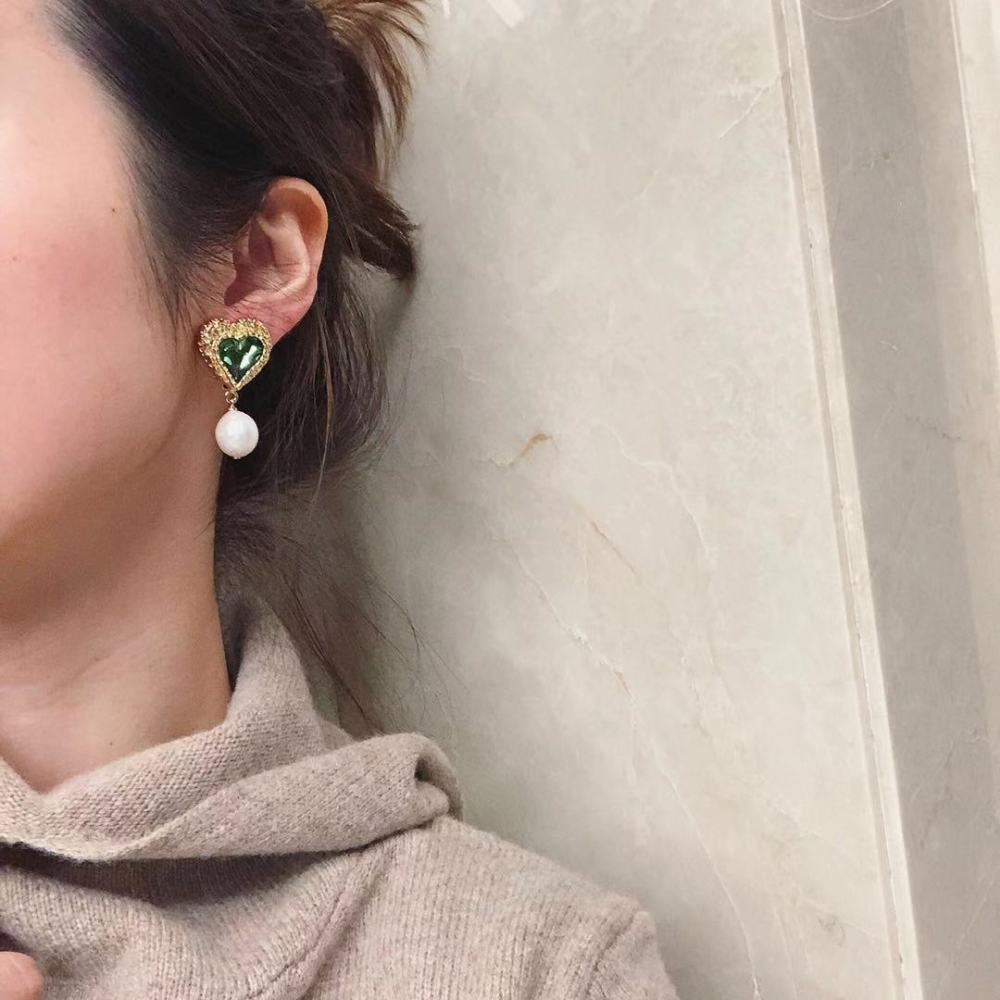 IVIAPRO Jewelry Fashion Elegant Brass With 18K Gold Plated Heart Shape Crystal Natural Freshwater Pearl Drop Earrings for Women