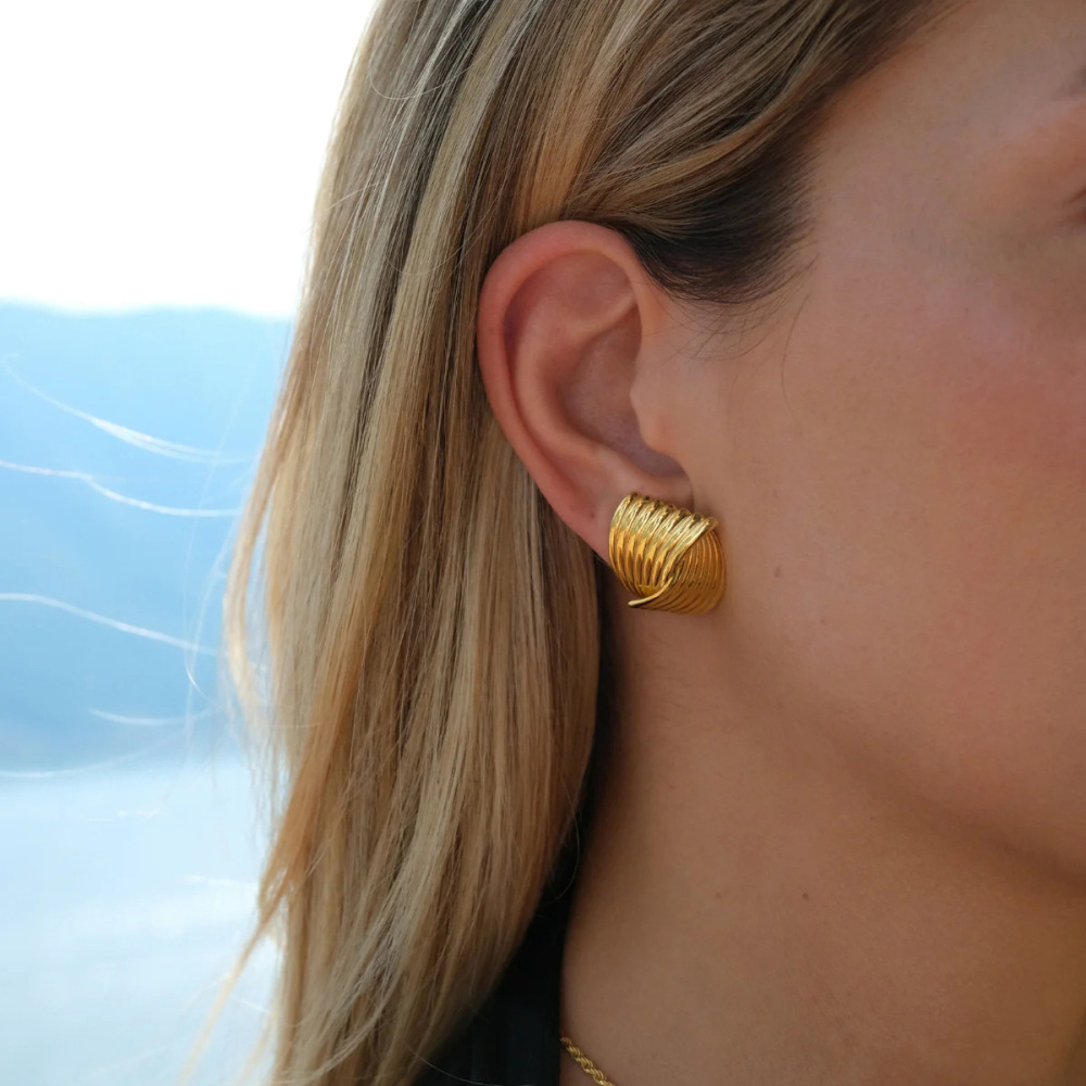 Fashion Jewelry Instagram Popular 18K Gold Plated Stainless Steel Staggered Stripe Texture Cross Stud Earrings for Women