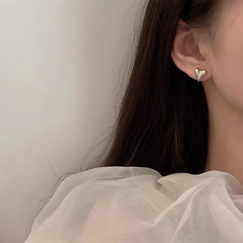 Fashion Jewelry 18K Gold Plated Stainless Steel Heart Shaped Stud Earrings for Women