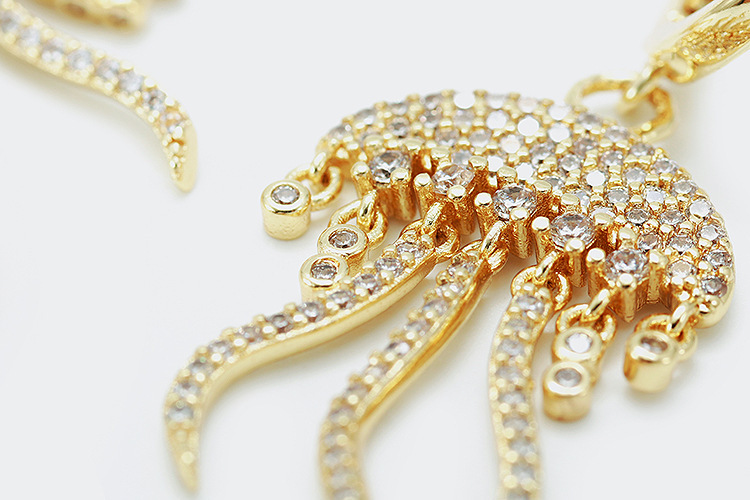 Fashion Jewelry 18K Gold Plated Cubic Zircon Jellyfish Pendant Hoop Earrings for Women