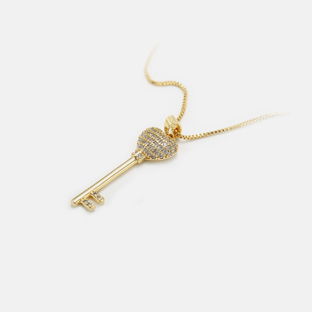 Fashion Jewelry Wholesale 18k Gold Plated Cubic Zirconia Heart Key Pendant Necklaces for Women