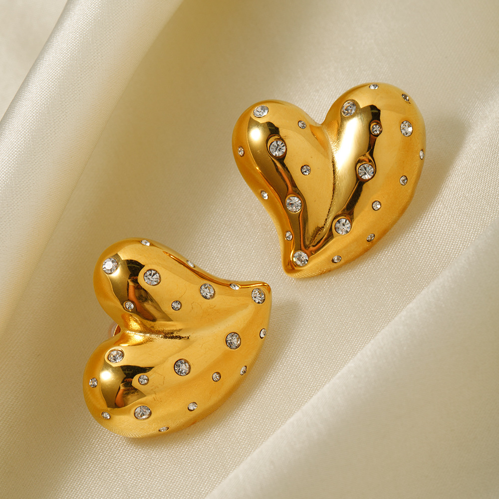New Arrival 18K PVD Gold Plated Tarnish Free Jewelry Stainless Steel Chunky CZ Heart Stud Earrings for Women