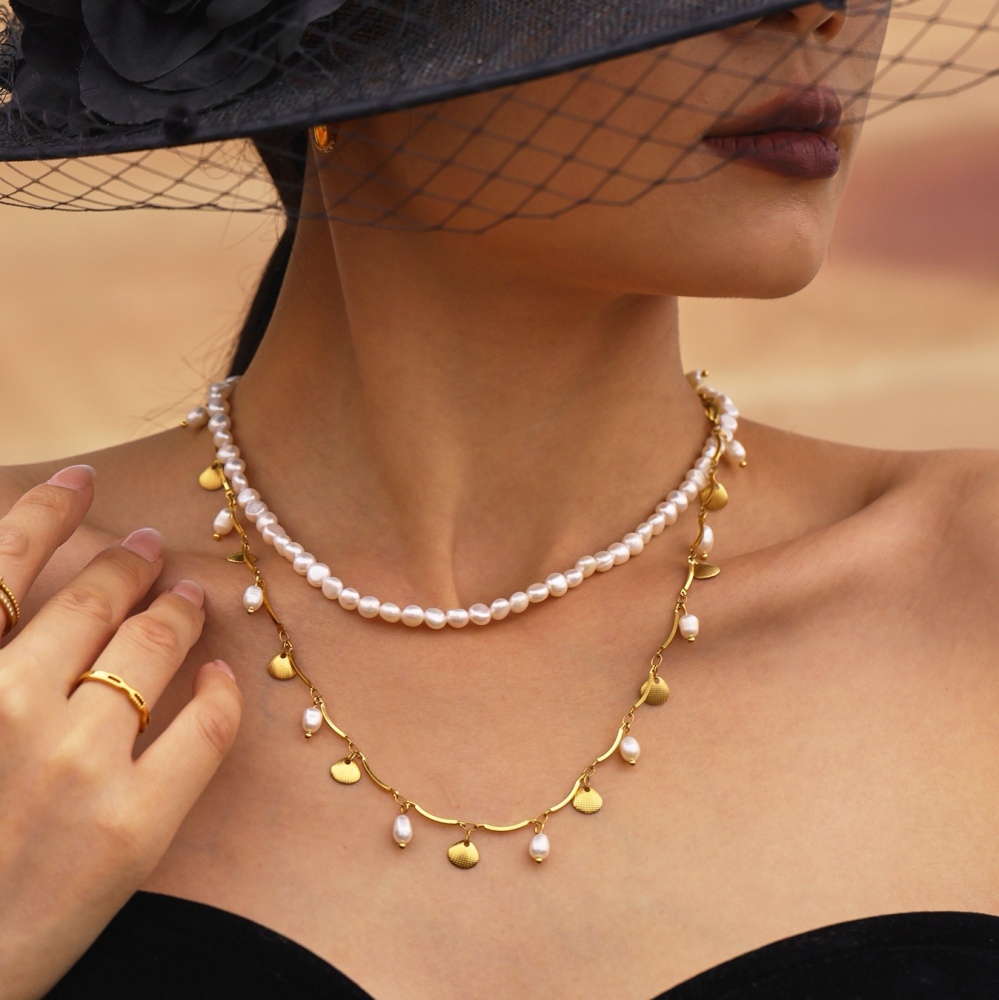 New Arrival 18k Gold Plated Elegant Freshwater Pearls Choker Shell Pendants Stainless Steel Necklace for Women Daily Wear