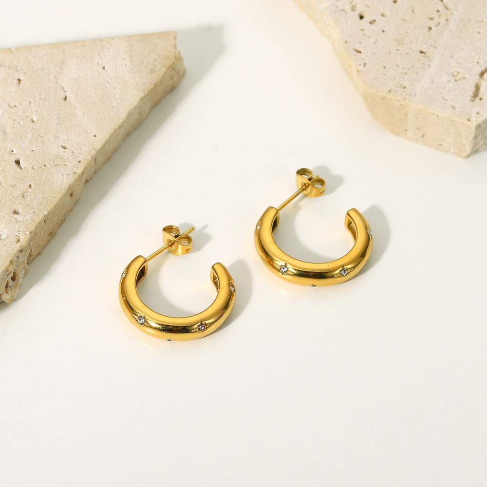 Trendy Jewelry Wholesale Exquisite Stainless Steel 18K Gold Plated Star Zircon C Shaped Hoop Earrings for Women