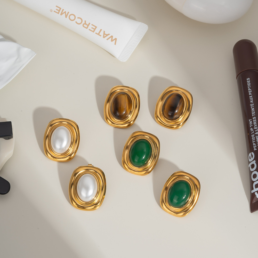 New Fashion Jewelry Wholesale 18K Gold Plated Non-tarnish Stainless Steel Retro Tiger Eye Emerald Stone Stud Earrings for Women