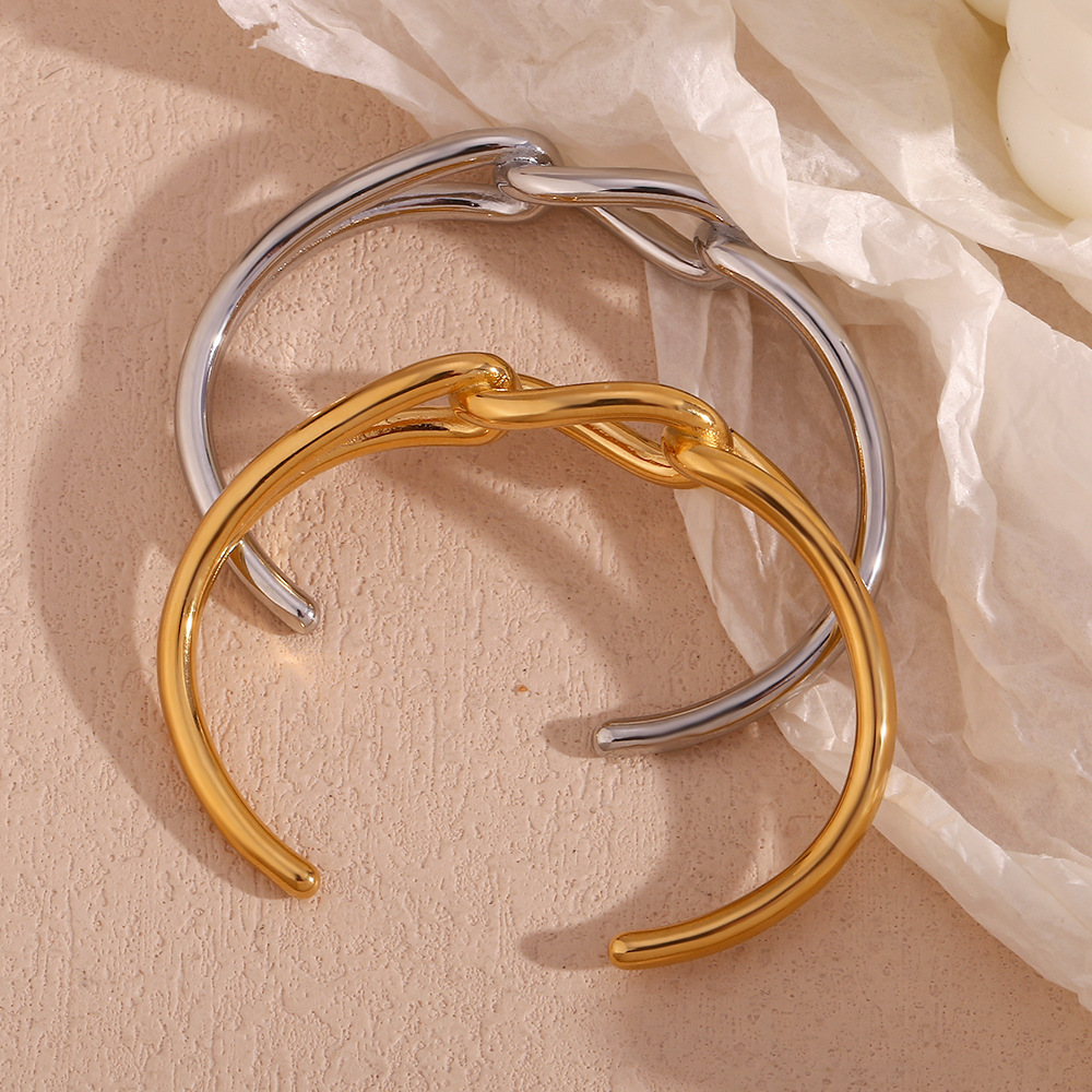 Trendy Chunky Lucky Knot 18K Gold Plated Bangles Tarnish & Waterproof Stainless Steel Jewelry