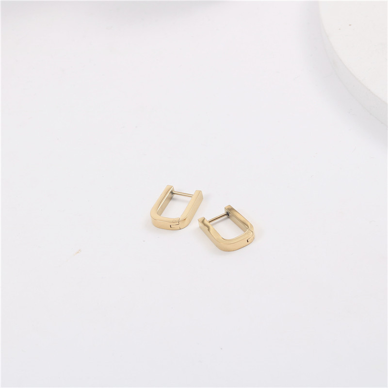 IVIAPRO Fashion Jewelry Stainless Steel PVD 18K Gold Plated Simple Geometric Rectangle Hoop Earrings for Women