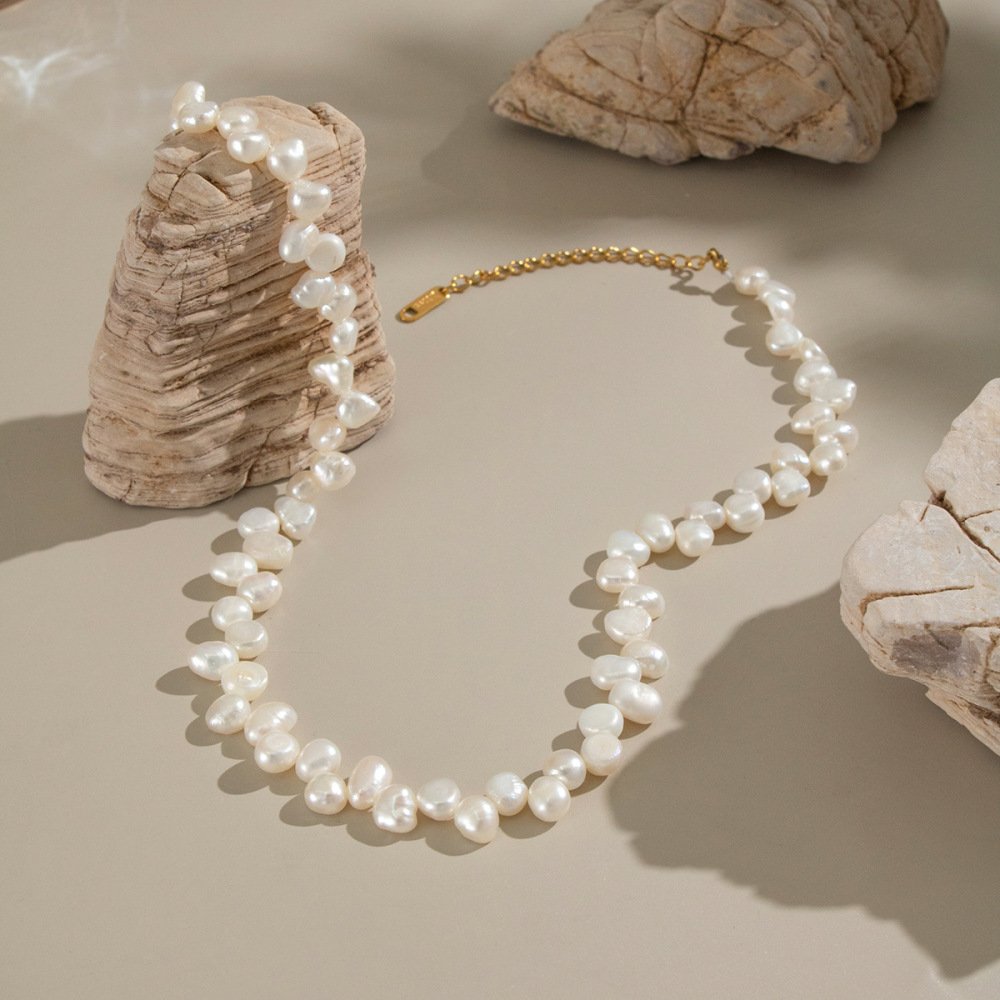 Fashion Jewelry 18k Gold Plated Elegant Tarnish Free Stainless Steel Natural Baroque Pearl Beaded Necklace for Women