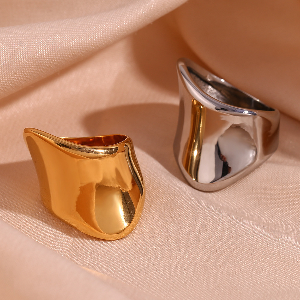 Fashion Jewelry Personalized Ring 18k Gold Plated Stainless Steel Waterproof Irregular Geometric Rings for Women