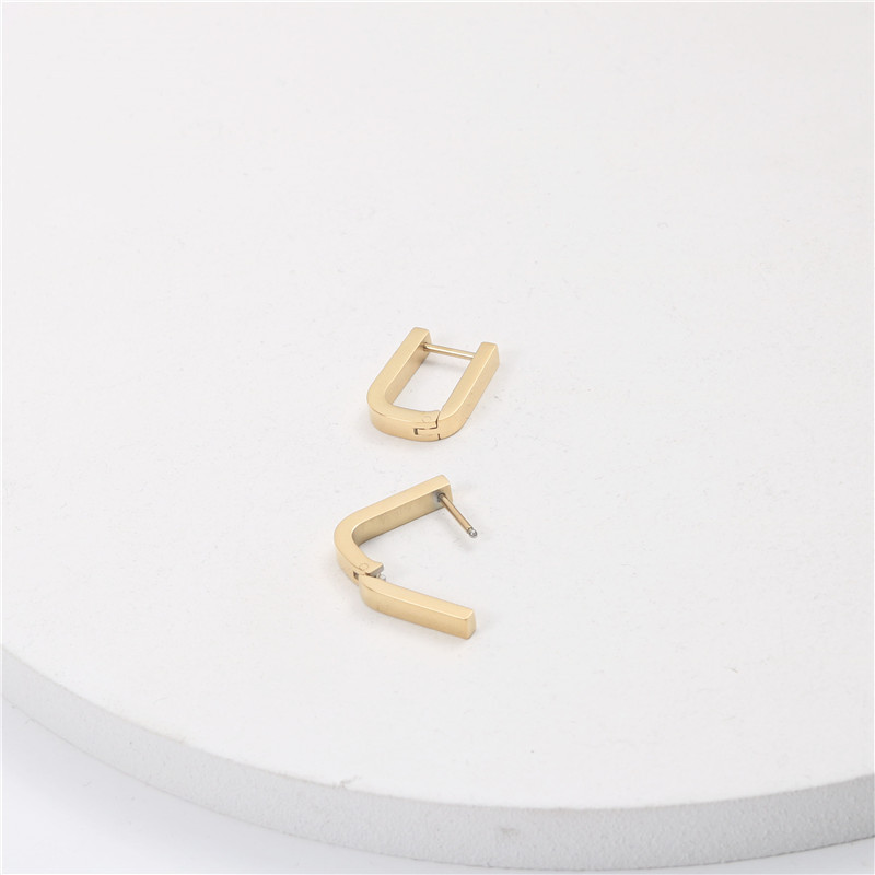 IVIAPRO Fashion Jewelry Stainless Steel PVD 18K Gold Plated Simple Geometric Rectangle Hoop Earrings for Women