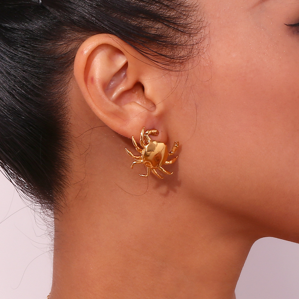 Dainty Gold Plated Waterproof Crab Stud Earrings Stainless Steel Tarnish Free Jewelry Wholesale