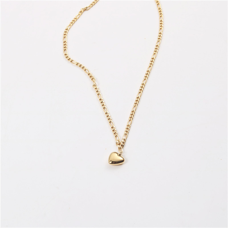 Trendy Minimalist Style Gold Plated Heart Pendant Figaro Chain Stainless Steel Necklace