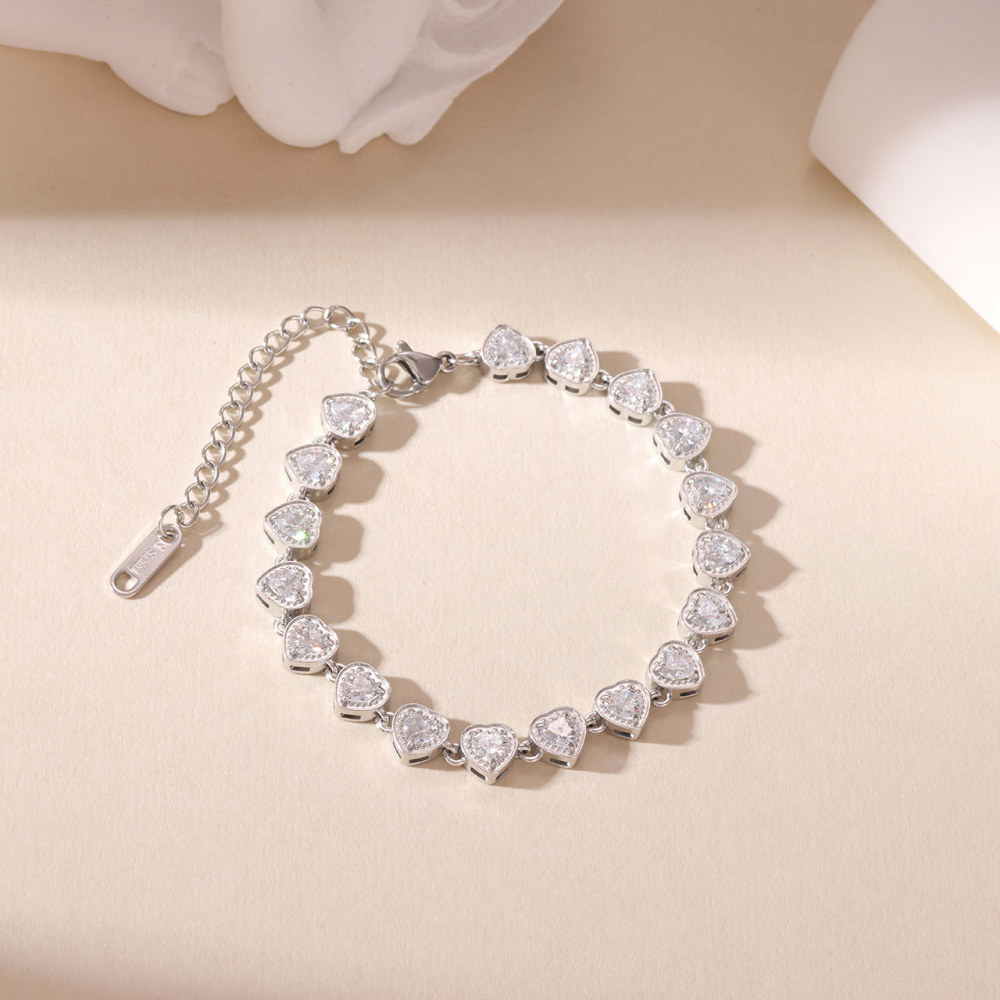 IVIAPRO Jewelry New Tarnish Free & Waterproof Stainless Steel 18K Gold Plated Sweet Heart Zircon Tennis Chain Bracelet for Women