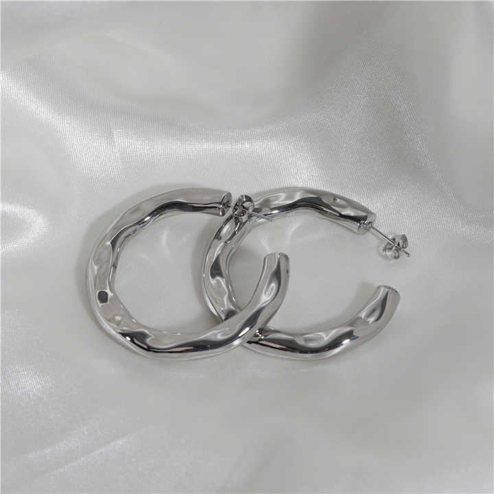 IVIAPRO Jewelry Stainless Steel 18K Gold Plated High End Classic Big Irregular Hammered Hoop Earrings for Women