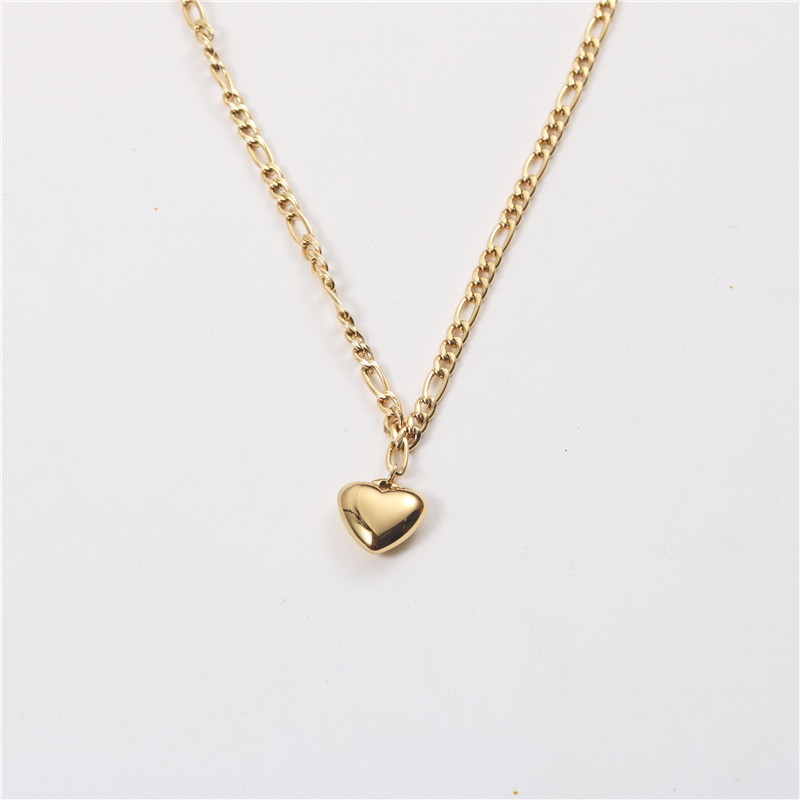 Trendy Minimalist Style Gold Plated Heart Pendant Figaro Chain Stainless Steel Necklace