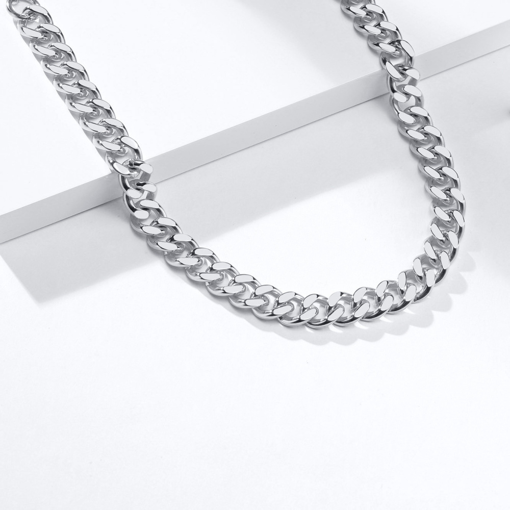 IVIAPRO Tarnish Free PVD Gold Plated Chunky Cuban Chain Necklace