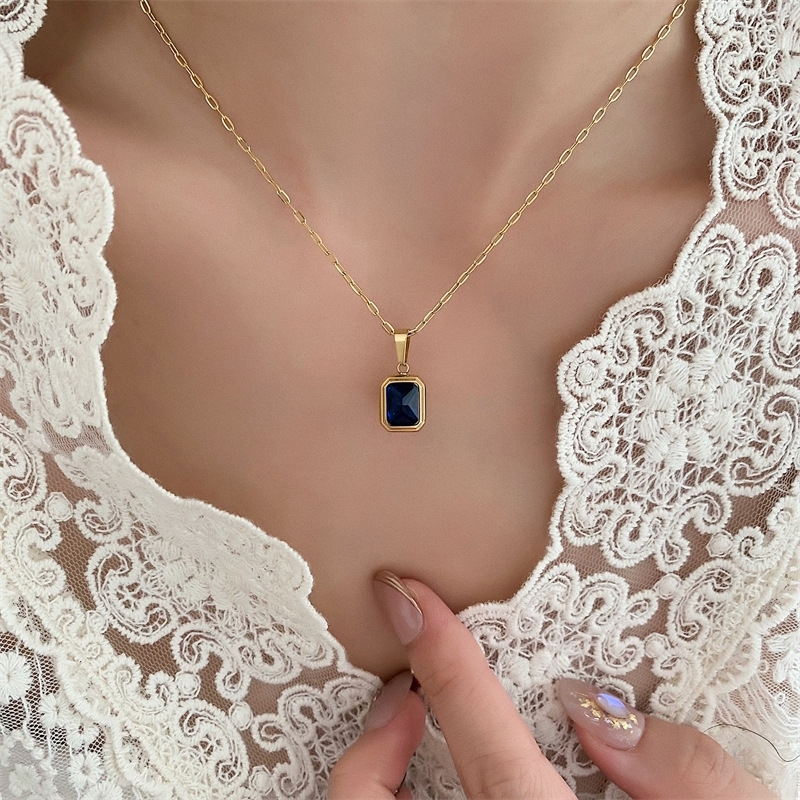 IVIAPRO Elegant Colorful Rectangle Shaped Zircon Pendant Necklace