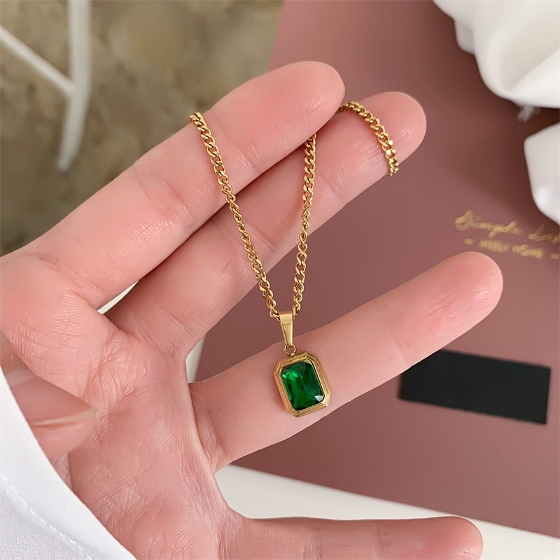 IVIAPRO Elegant Colorful Rectangle Shaped Zircon Pendant Necklace