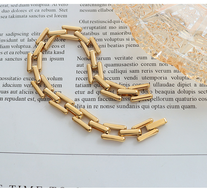 Trendy Jewelry 18K  Plated Geometric Link Chain Square Interlocking Chain Necklace Gold Stainless Steel for Women