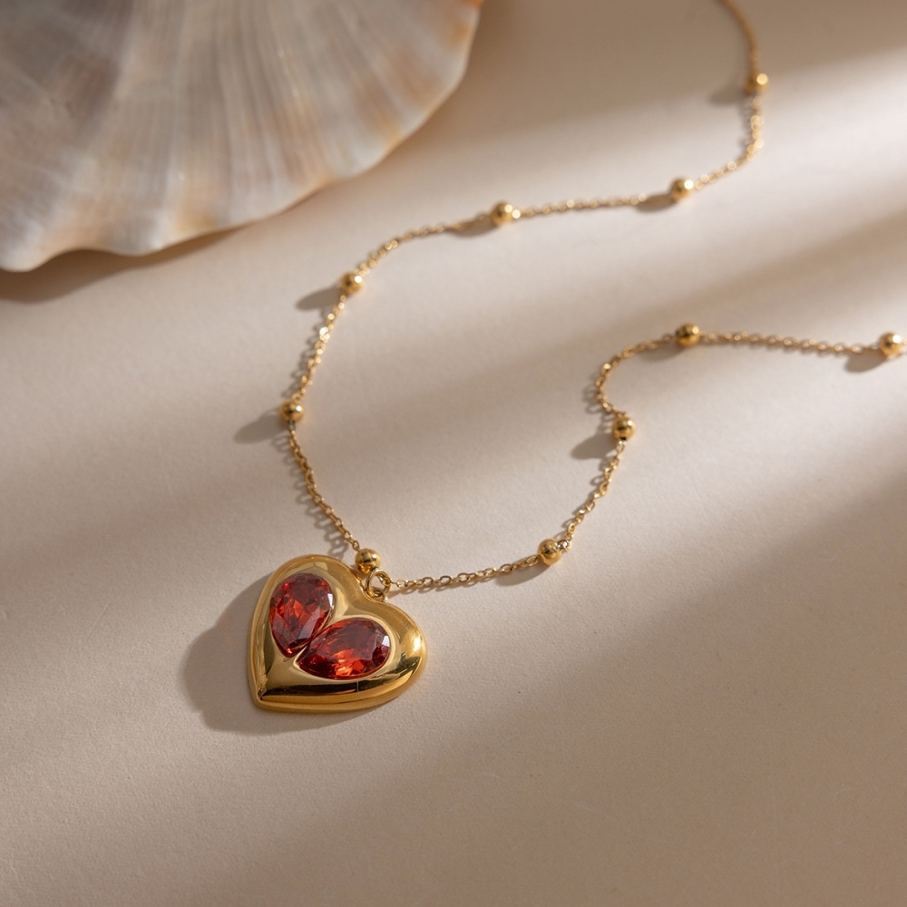 IVIAPRO Valentine's Gift Red Zircon Heart Pendant Necklace