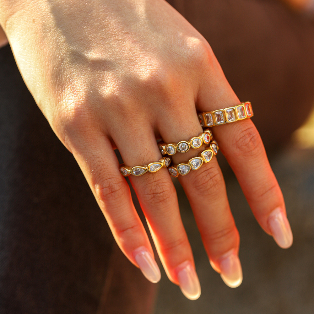 IVIAPRO Non-tarnish Cubic Zircon Geometric Engagement Rings