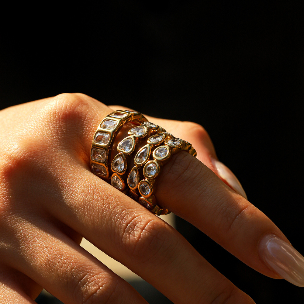 IVIAPRO Non-tarnish Cubic Zircon Geometric Engagement Rings