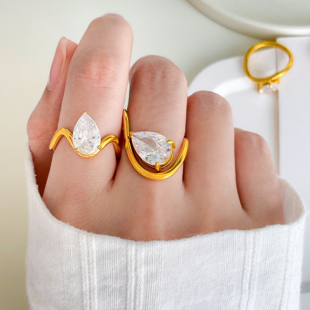 IVIAPRO Water Drop Zircon Red Oval CZ Geometric Engagement Rings