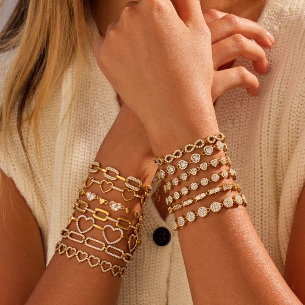 Valentine's Gift Elegant Tarnish Free CZ Heart Bracelets