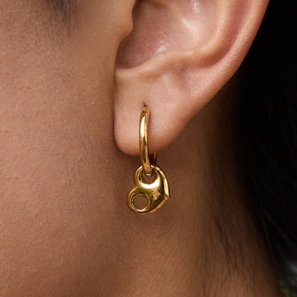 Tarnish Free Heart Pig Nose Shaped Hoop Earrings