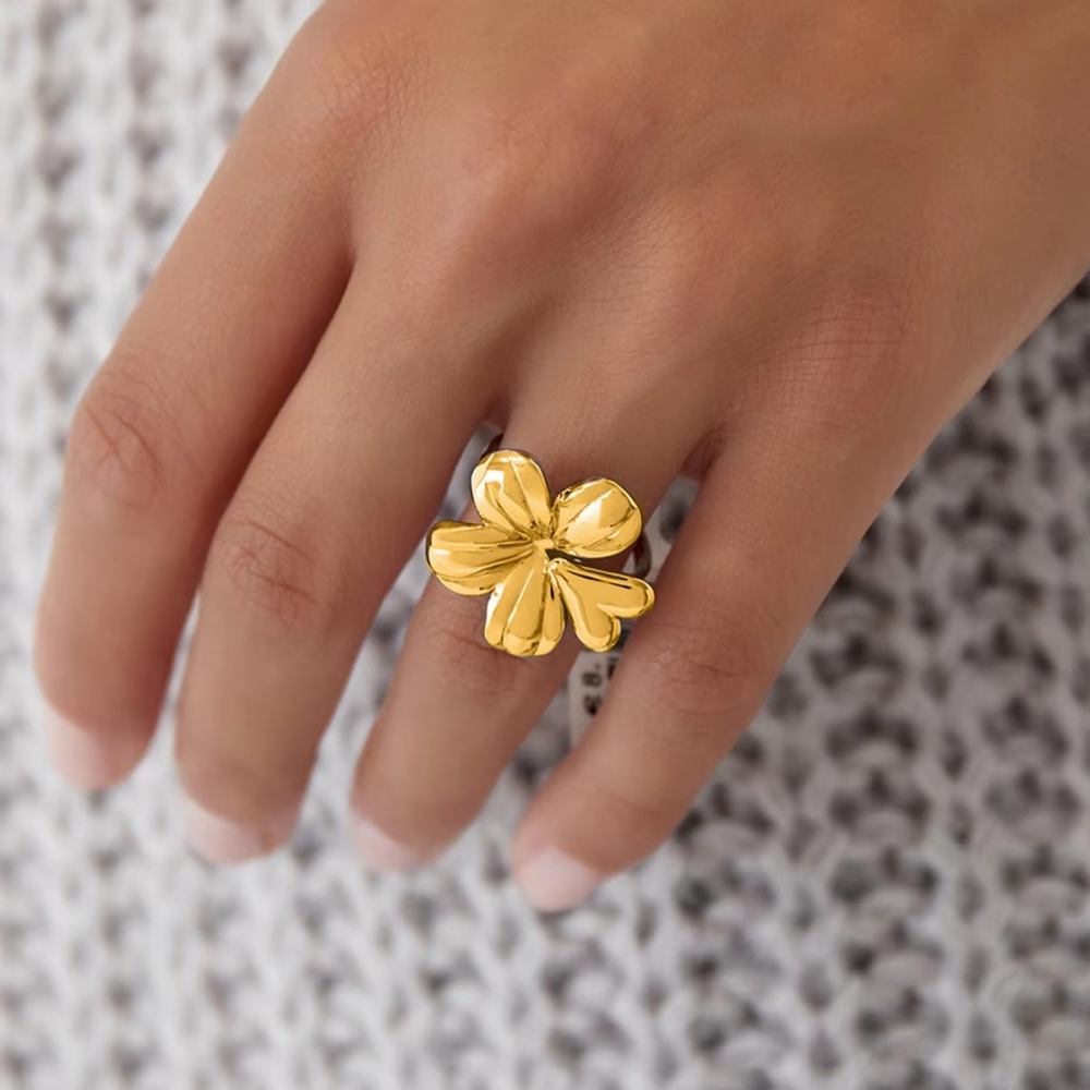 Valentine's Gift Geometric Flower Heart Ring