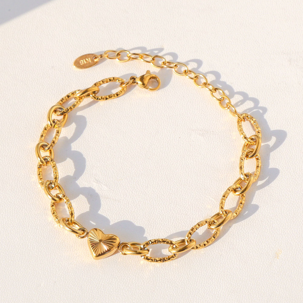 IVIAPRO Valentine's Gift Tarnish Free Embossing Chain Heart Bracelet