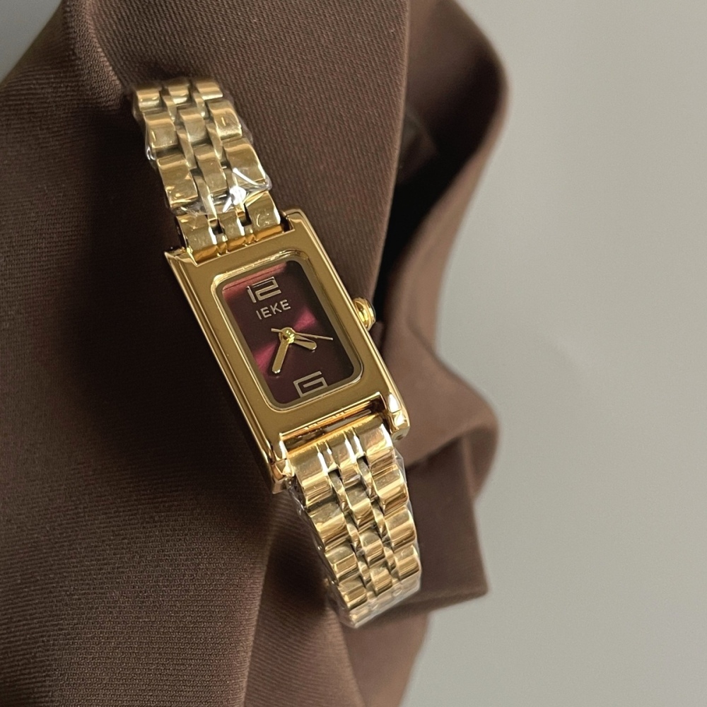 Retro Ankola Red Disc Quartz Watches