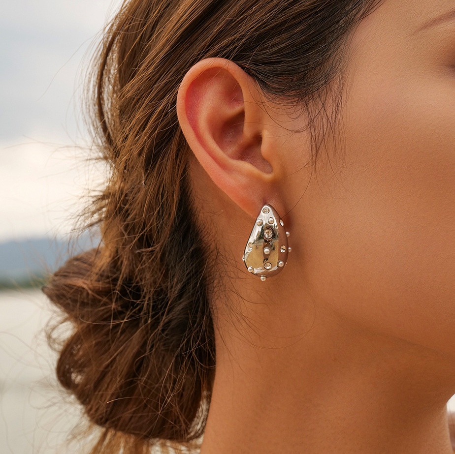IVIAPRO Jewelry Wholesale Hollow Zirconia Pearl Water Drop Stud Earrings