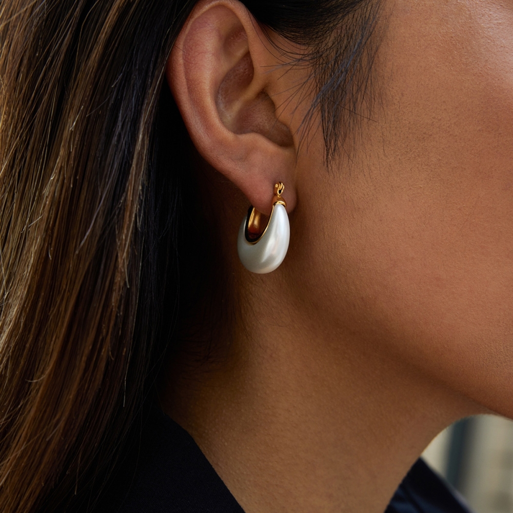 Waterproof Imitation Pearl White Resin Hoop Earrings