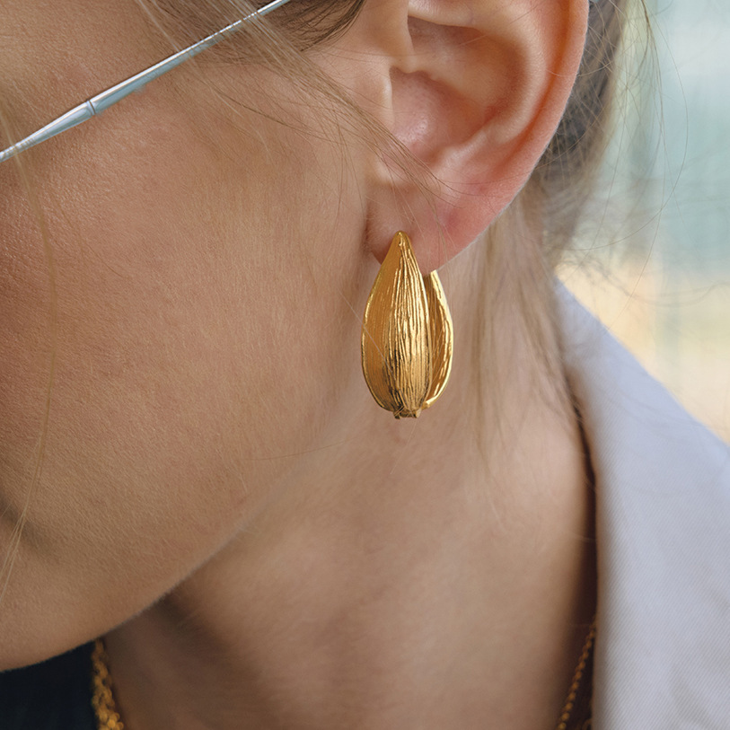 Waterproof PVD Gold Plated Leaf Texture Geometric Hoop Earrings