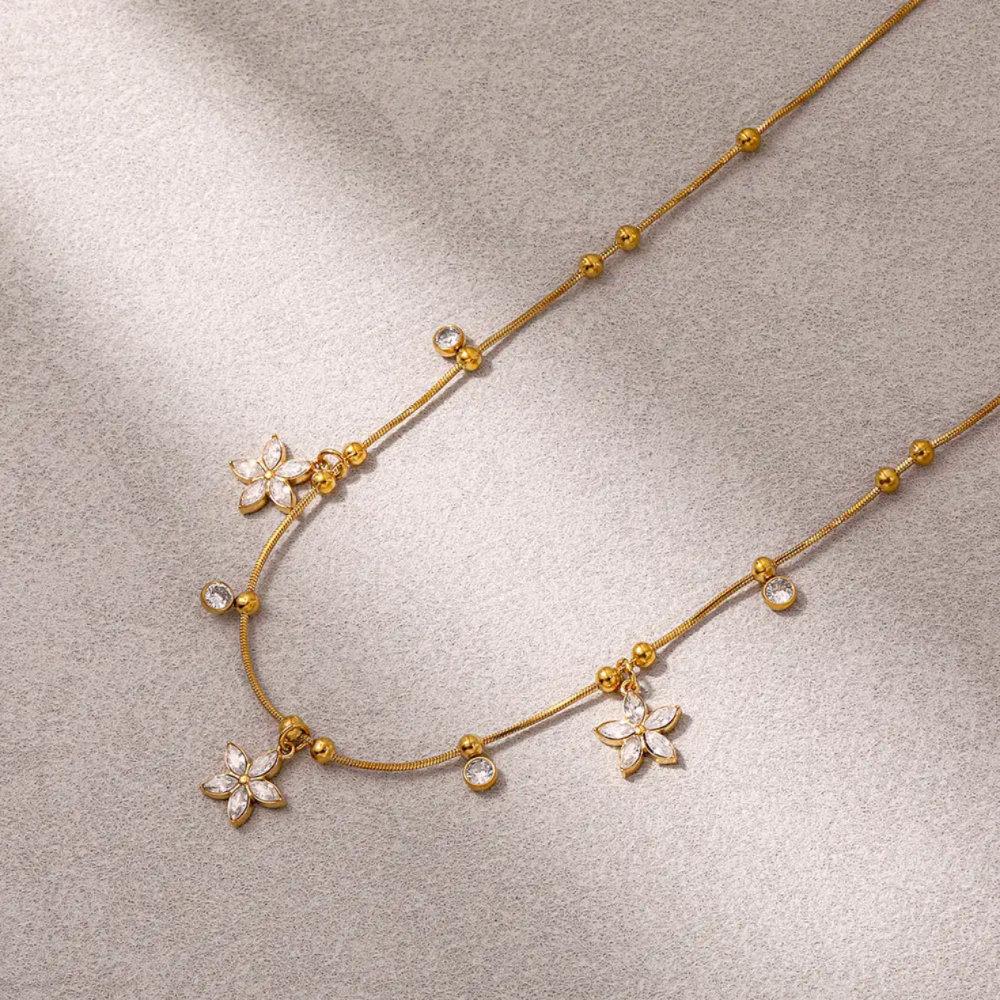 IVIAPRO Trendy CZ Flower Choker Necklace