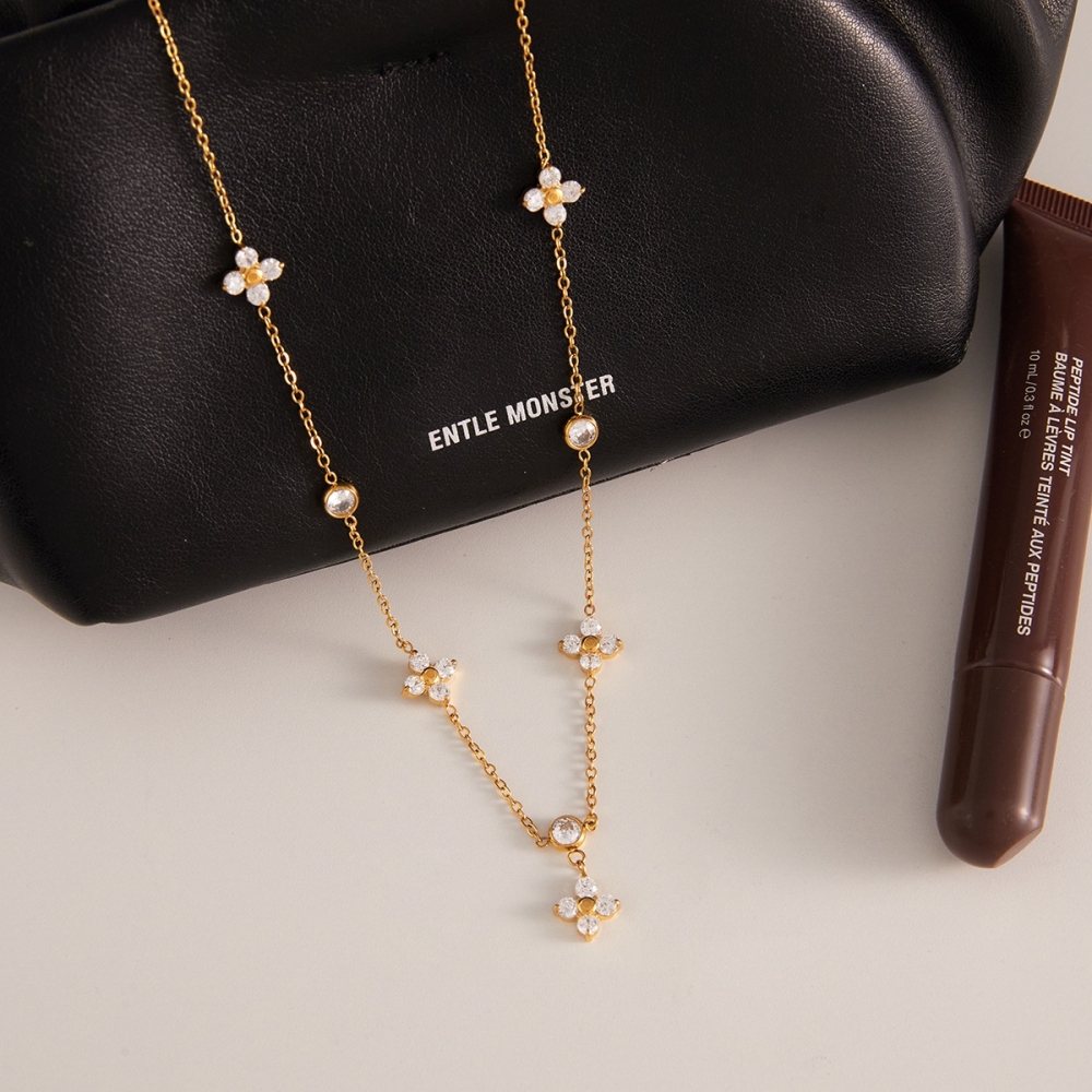IVIAPRO Trendy CZ Clover Choker Necklace