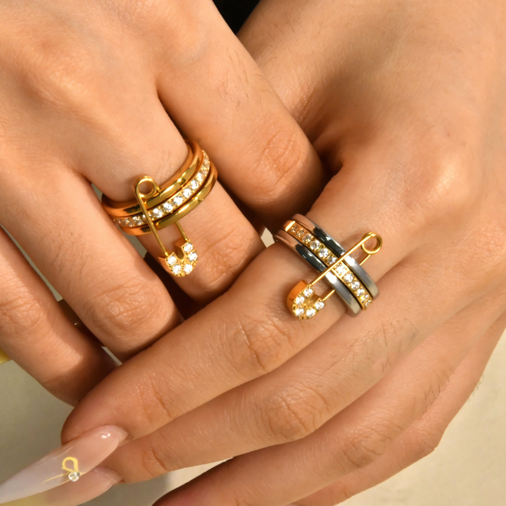 Hot Selling Waterproof  Two Tone Three Layers Paper Clip CZ Rings