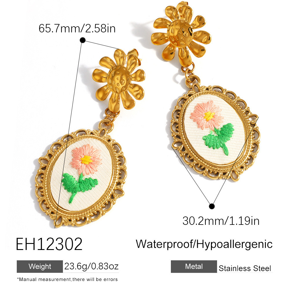 New Design Stainless Steel Retro Flower Earrings