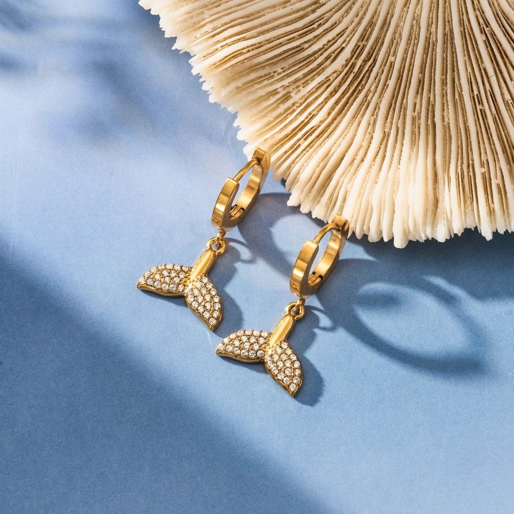 Hot Seller Stainless Steel Ocean Beach Vacation Series CZ Fish Tail Hoop Earrings
