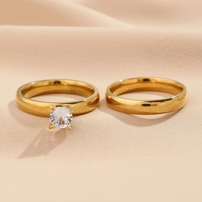 Hot Selling 4mm Stainless Steel Arc Surface Engagement Rings Set for Couples