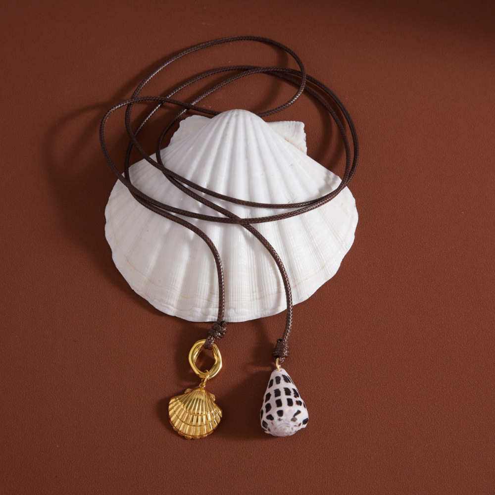Hot Selling Ocean Beach Vacation Series Charms Natural Conch Shell Pendant Necklace