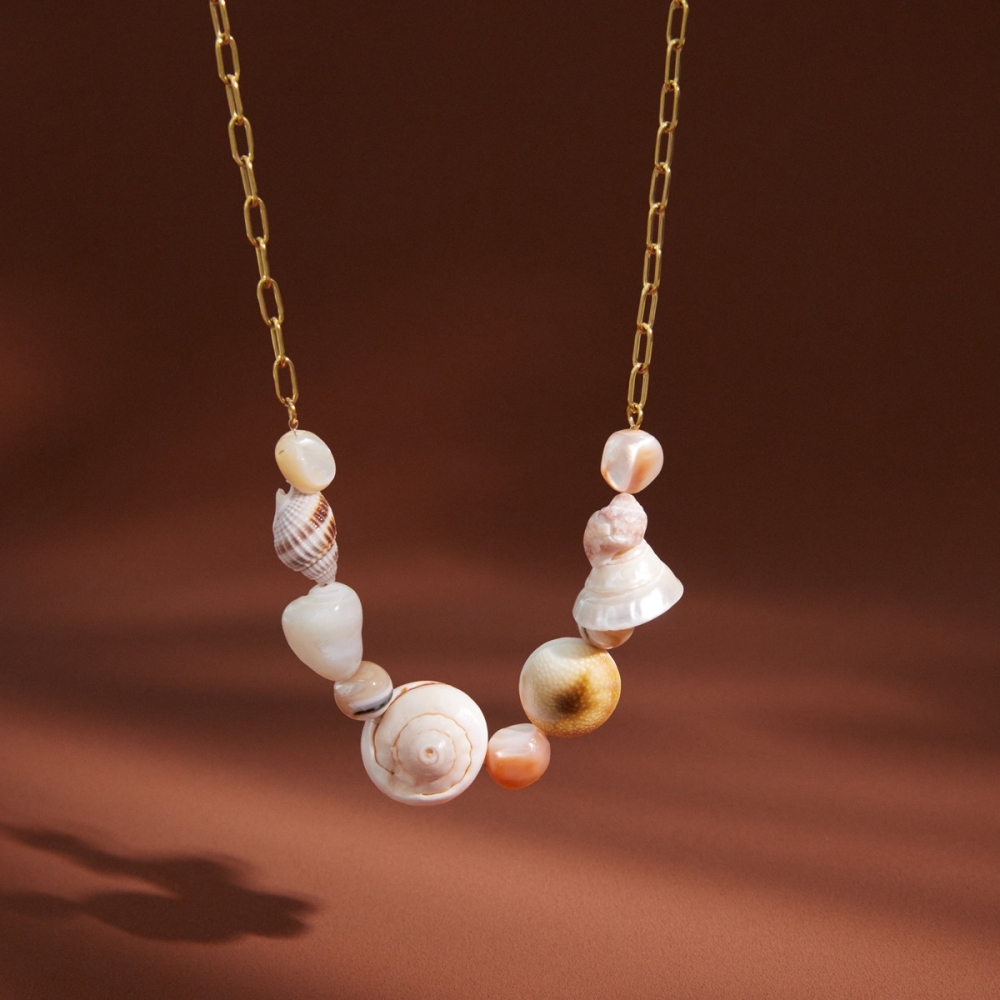Hot Selling Summer Ocean Beach Vacation Series Natural Conch Charms Necklace