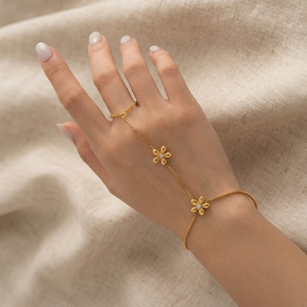 Hot Seller Waterproof Stainless Steel Hand Chain Flower Finger Bracelets