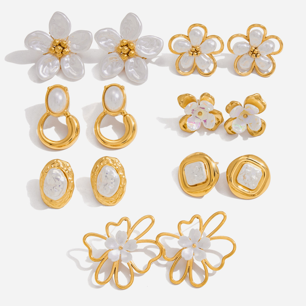 New Elegant Vintage Style Waterproof Stainless Steel Pearl Flower Stud Earrings
