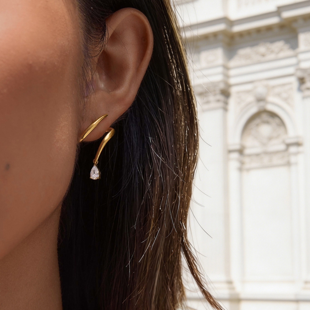 Wholesale Tarnish Free Stainless Steel Tear Drop CZ Geometric Stud Earrings